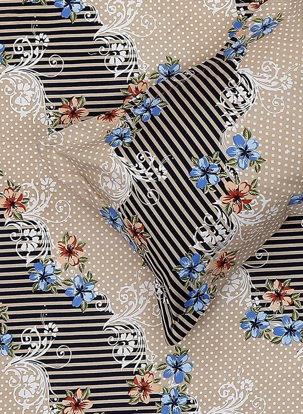 130 GSM Polyester Queen Bedsheet with 2 Pillow Covers - Image 5