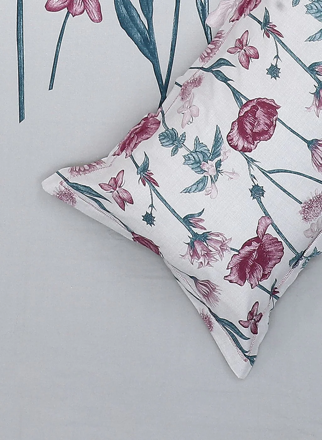 140TC Pure Cotton King Bedsheet with 2 Pillow Covers - Image 5