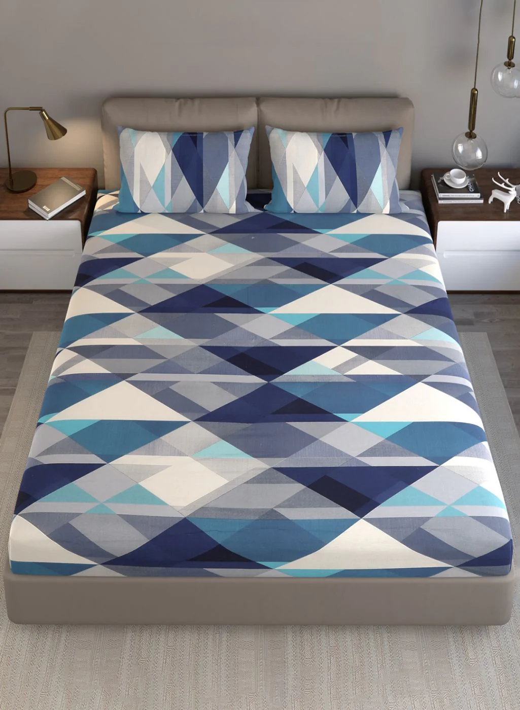 140TC Pure Cotton Queen Bedsheet with 2 Pillow Covers - Image 3