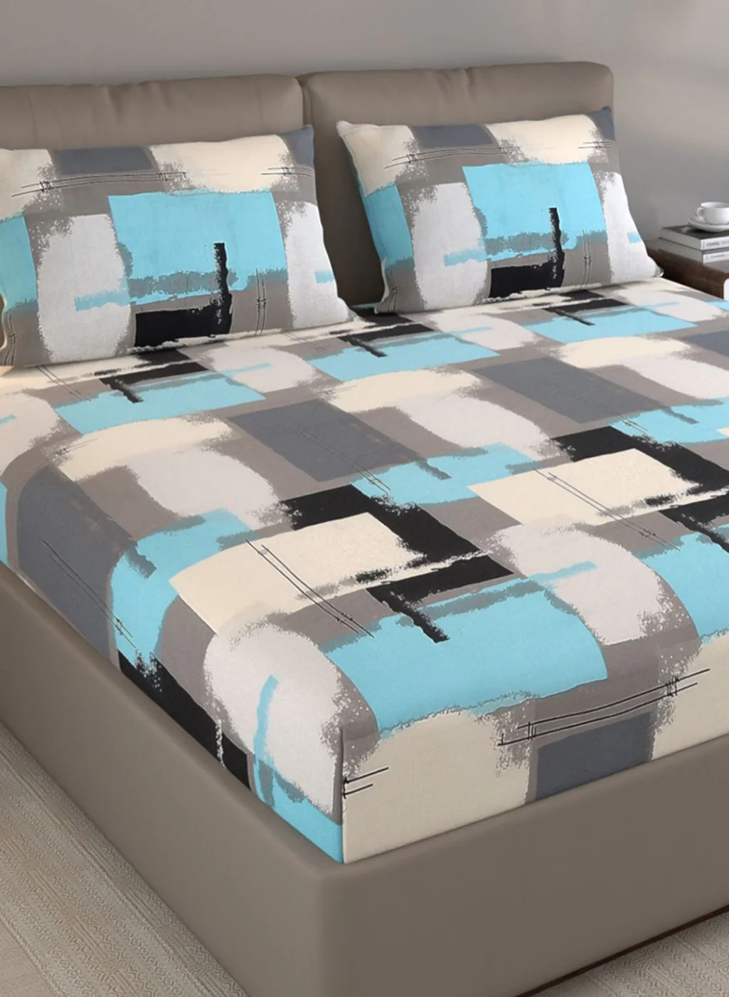140TC Pure Cotton Queen Bedsheet with 2 Pillow Covers - Image 4