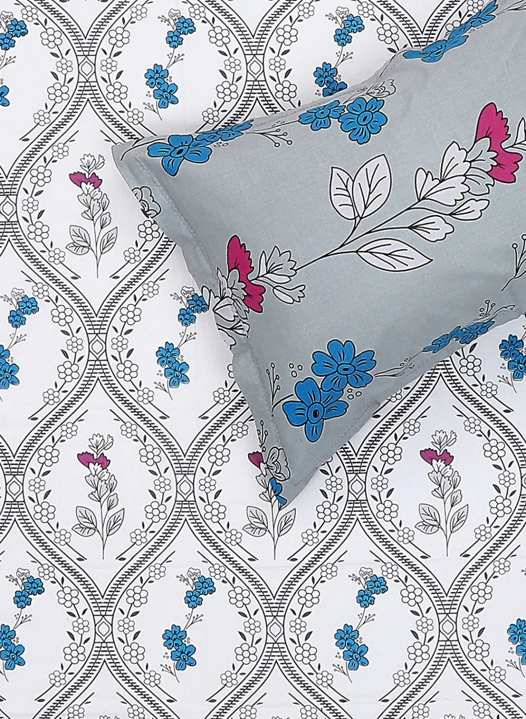 180TC Pure Cotton King Bedsheet with 2 Pillow Covers - Image 5