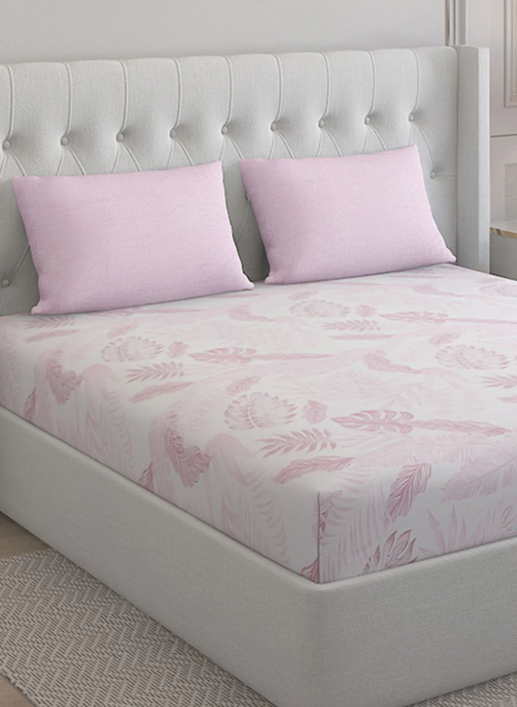 200TC Pure Cotton Queen Bedsheet with 2 Pillow Covers - Image 4