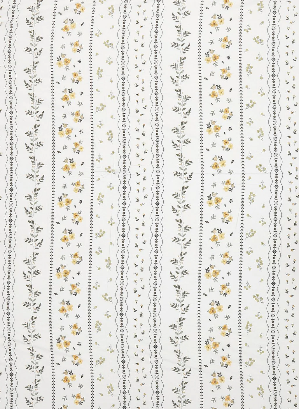 200TC Pure Cotton Queen Bedsheet with 2 Pillow Covers - Image 6