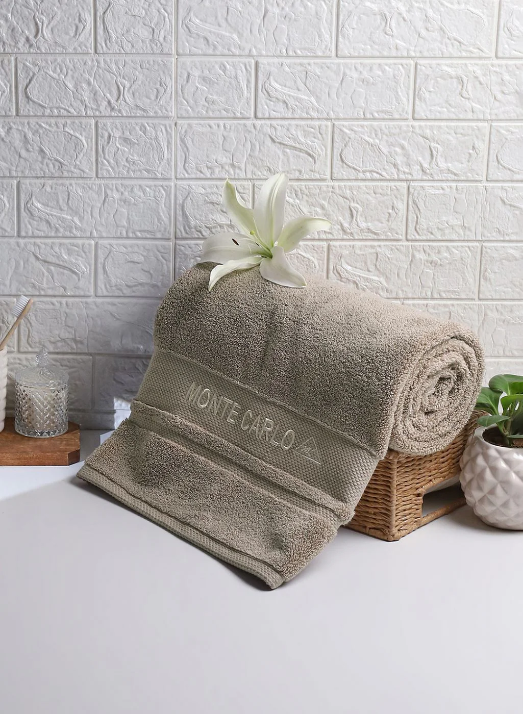 Beige Cotton 625 GSM Bath Towel - Image 2