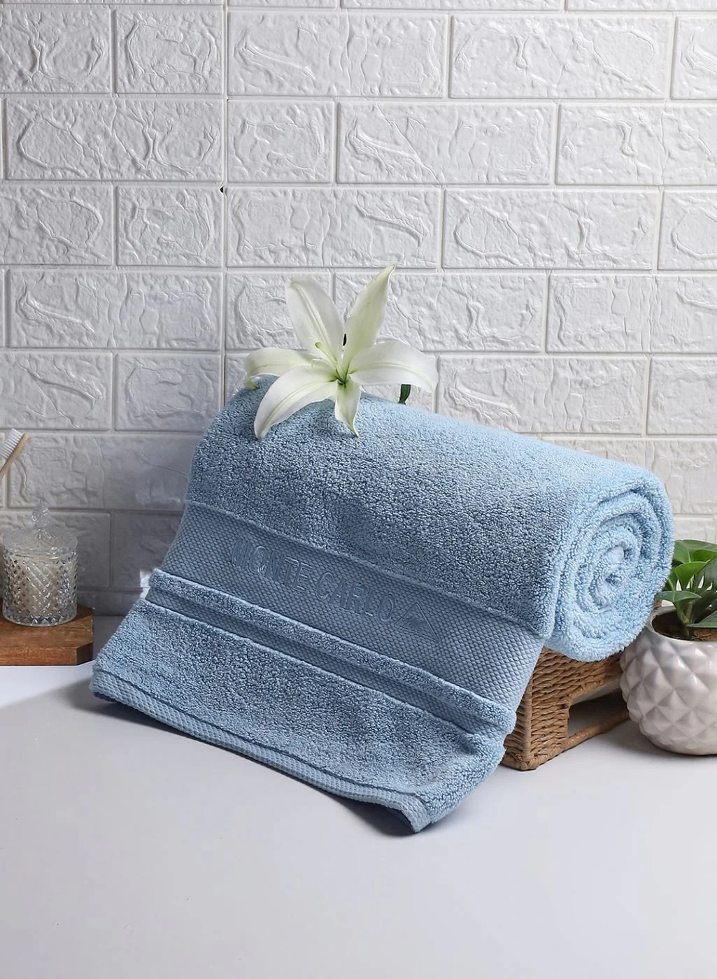 Blue Cotton 625 GSM Bath Towel - Image 2