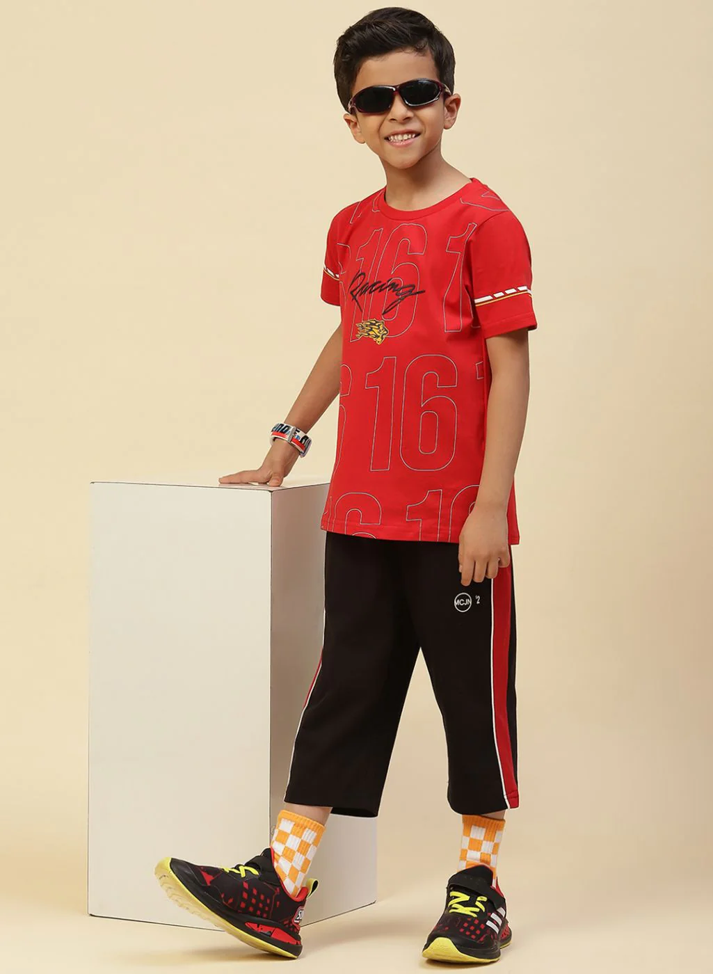 Boys Black Printed Capri - Image 5