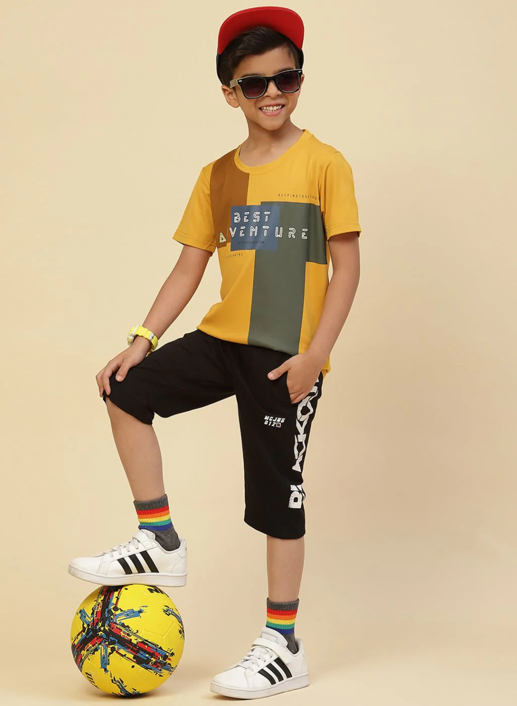 Boys Black Printed Capri - Image 5