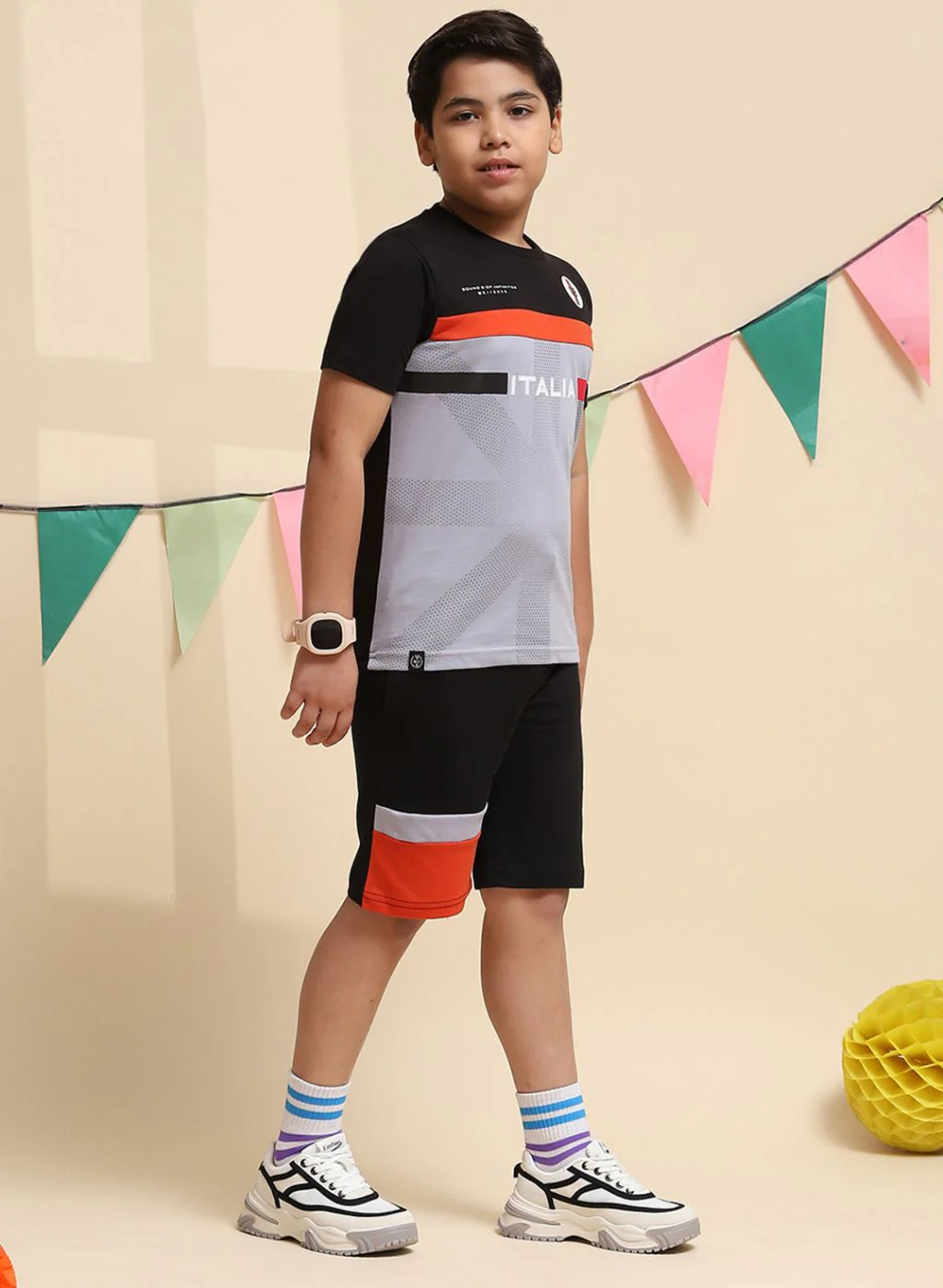 Boys Black & Rust Orange Printed Bermuda Set - Image 4