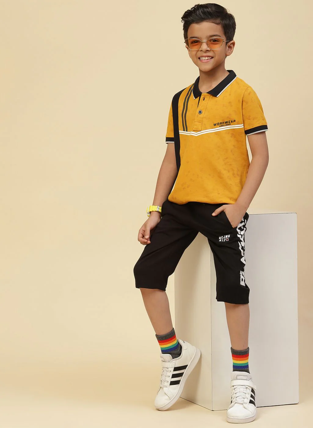 Boys Mustard Printed T-Shirt - Image 5