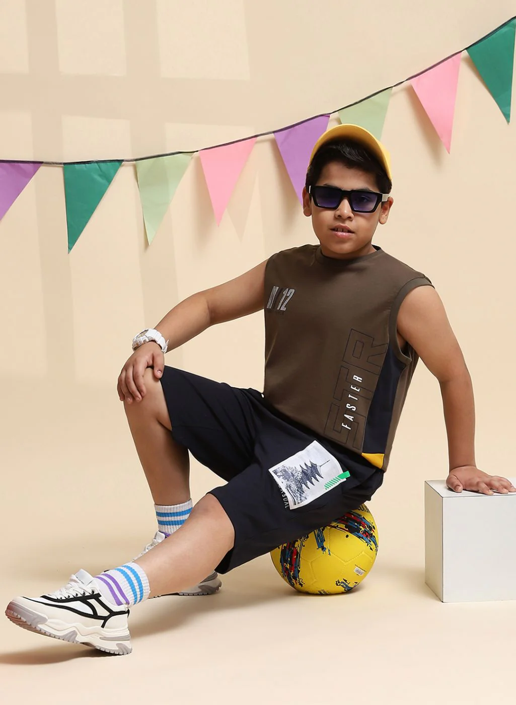 Boys Olive Printed Sandow Set - Image 2