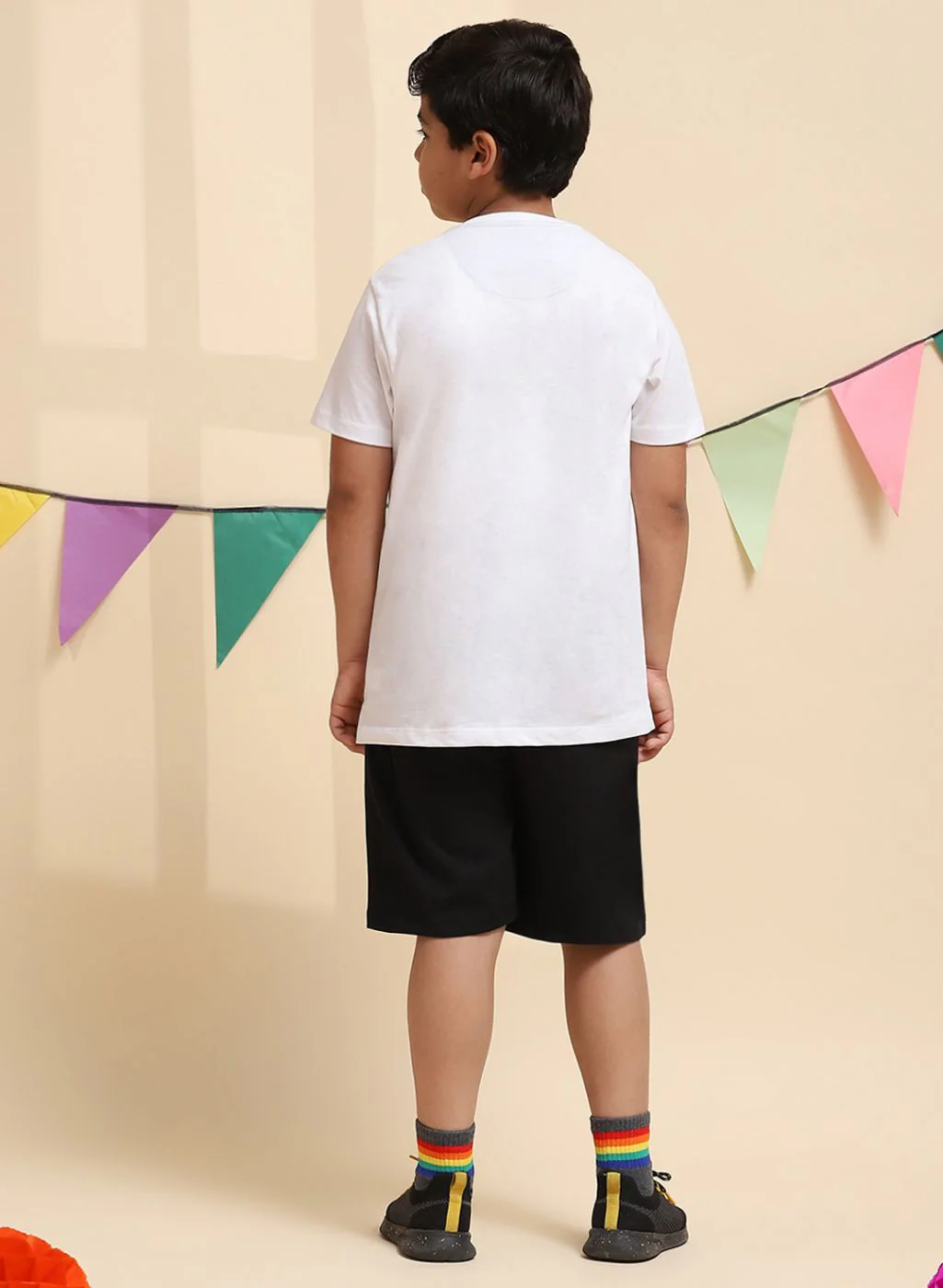 Boys White & Black Printed Bermuda Set - Image 5