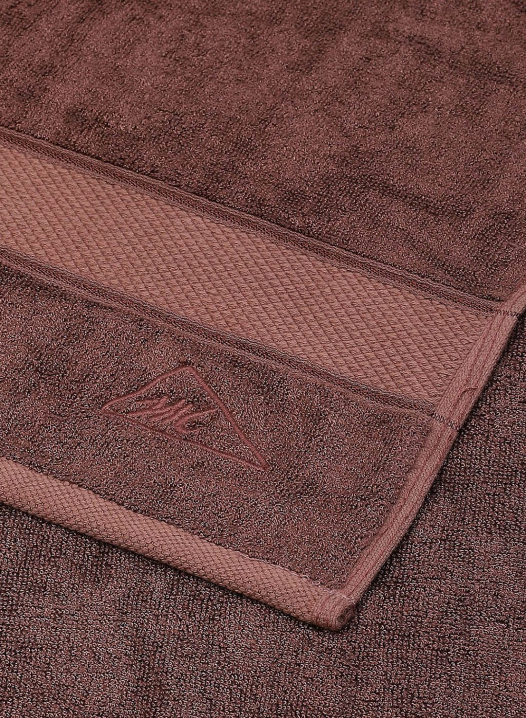 Brown Cotton 600 GSM Bath Towel - Image 5