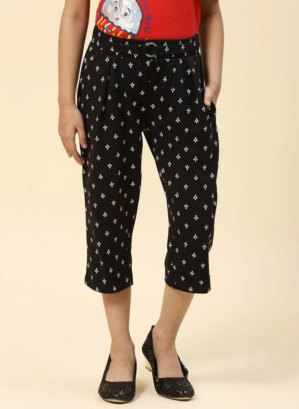 Girls Black Printed Capri - Image 2