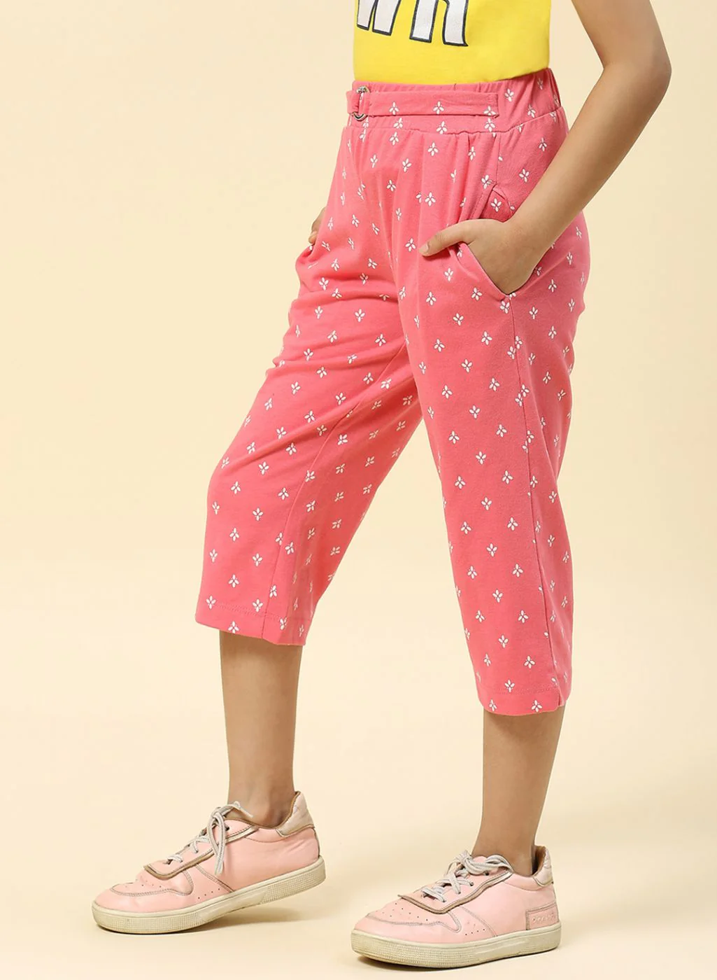 Girls Pink Printed Capri - Image 3