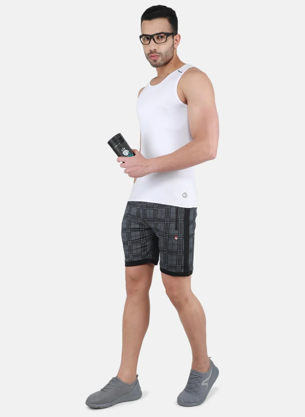 Men Black Printed Bermuda - Image 4