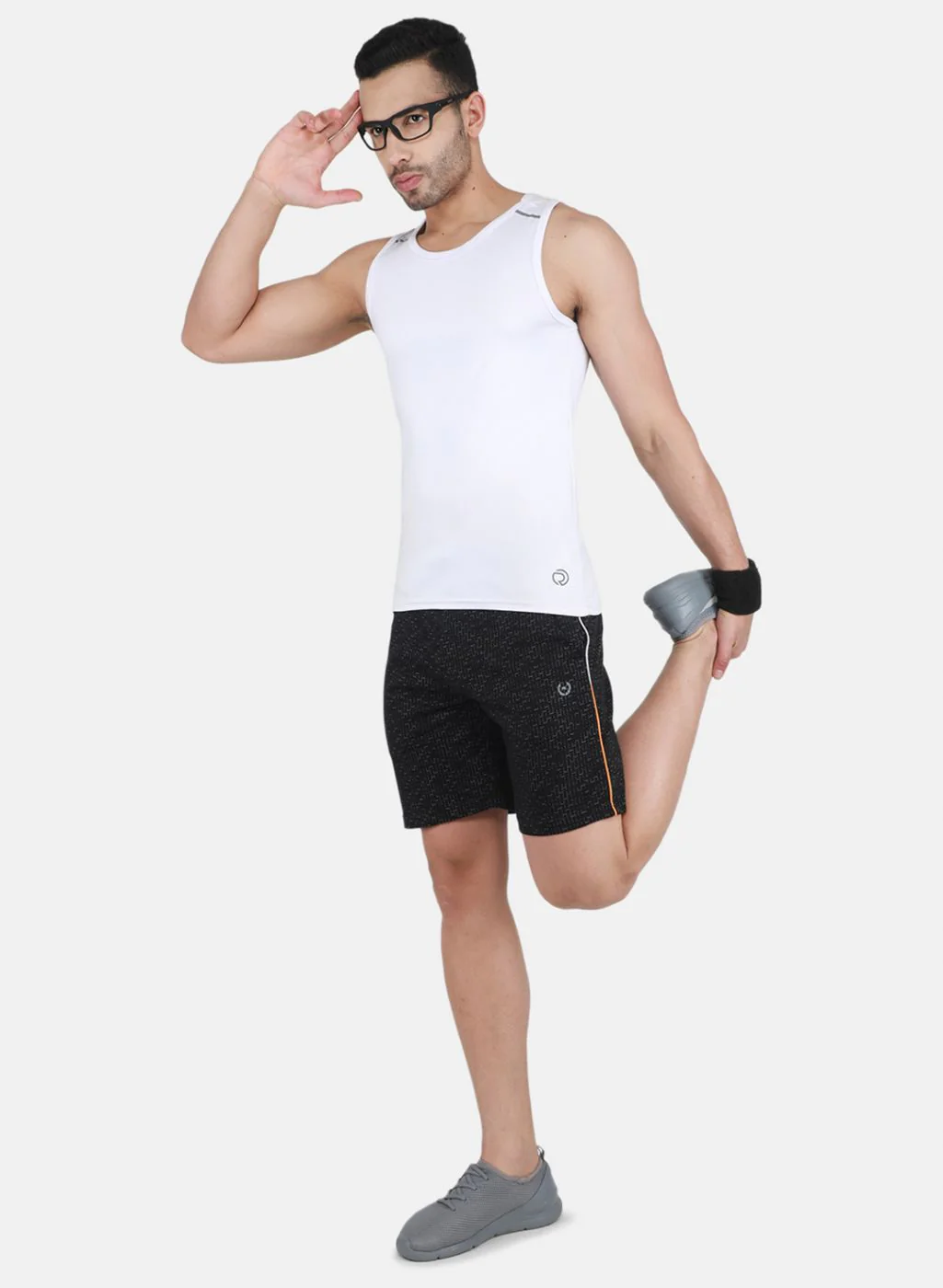 Men Black Printed Bermuda - Image 4