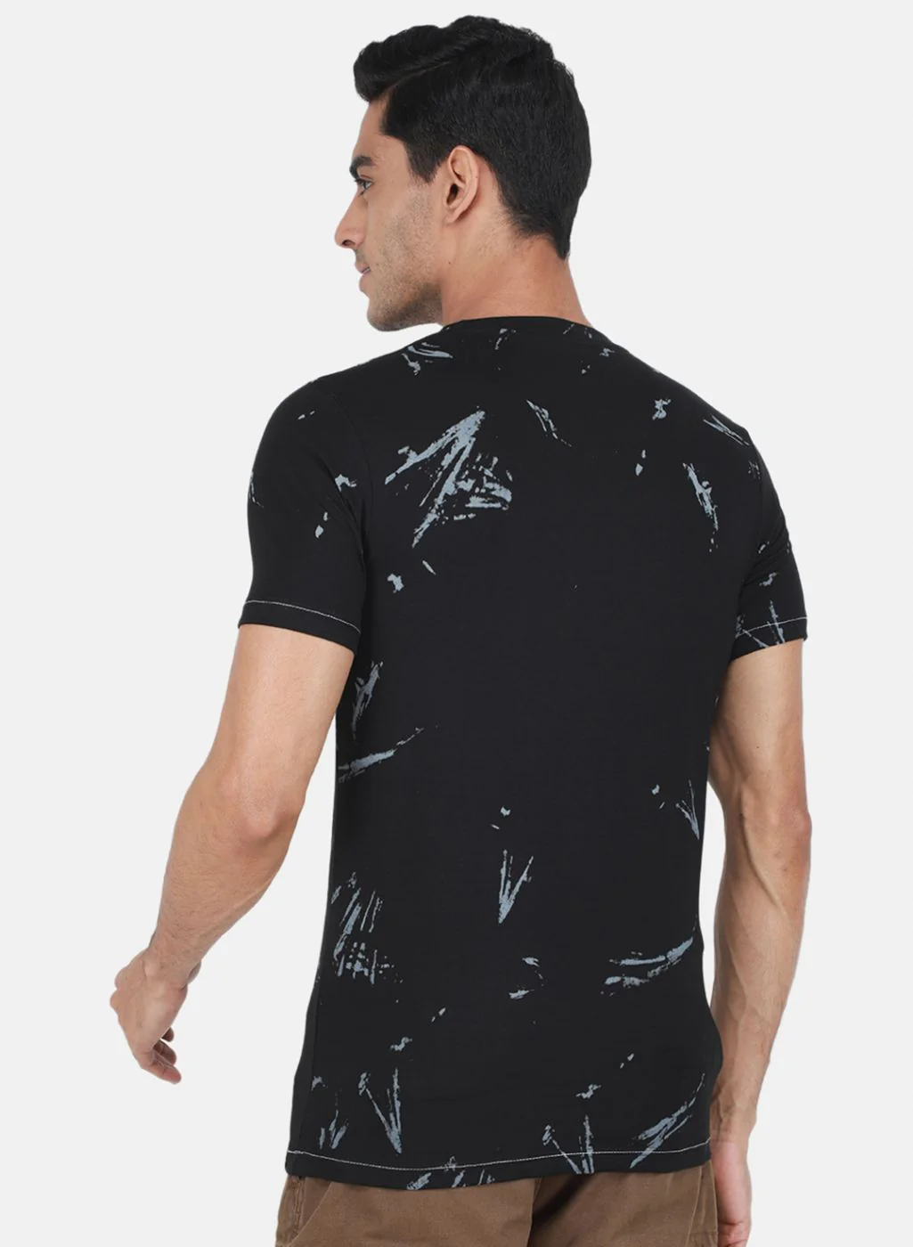 Men Black Printed T-Shirt - Image 3