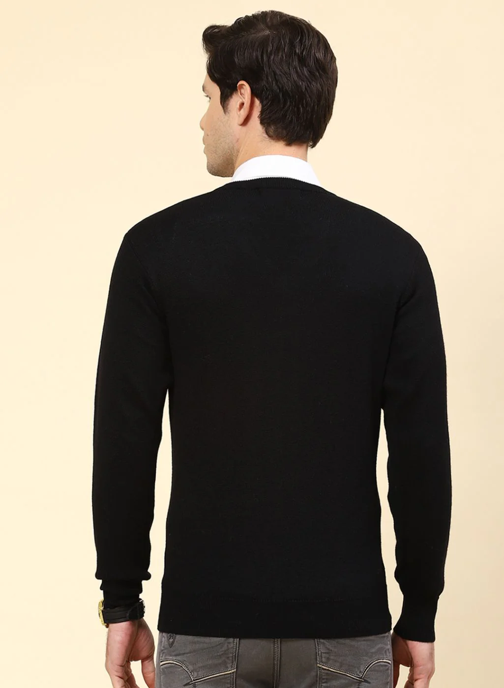 Men Black Solid Pure wool Pullover - Image 5