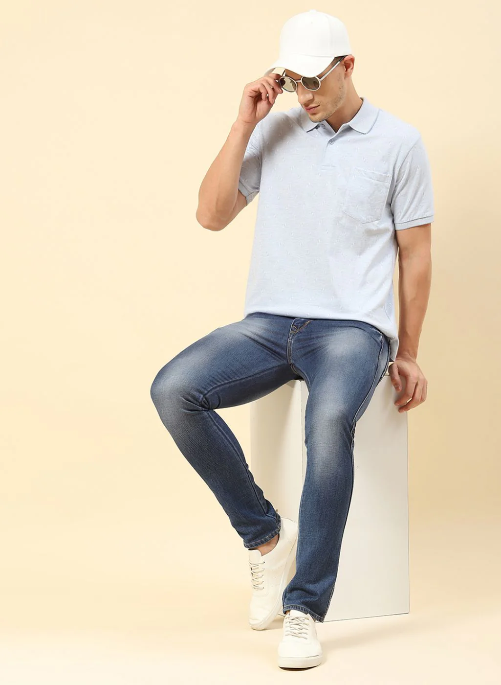Men Blue Jaquard T-Shirt - Image 2