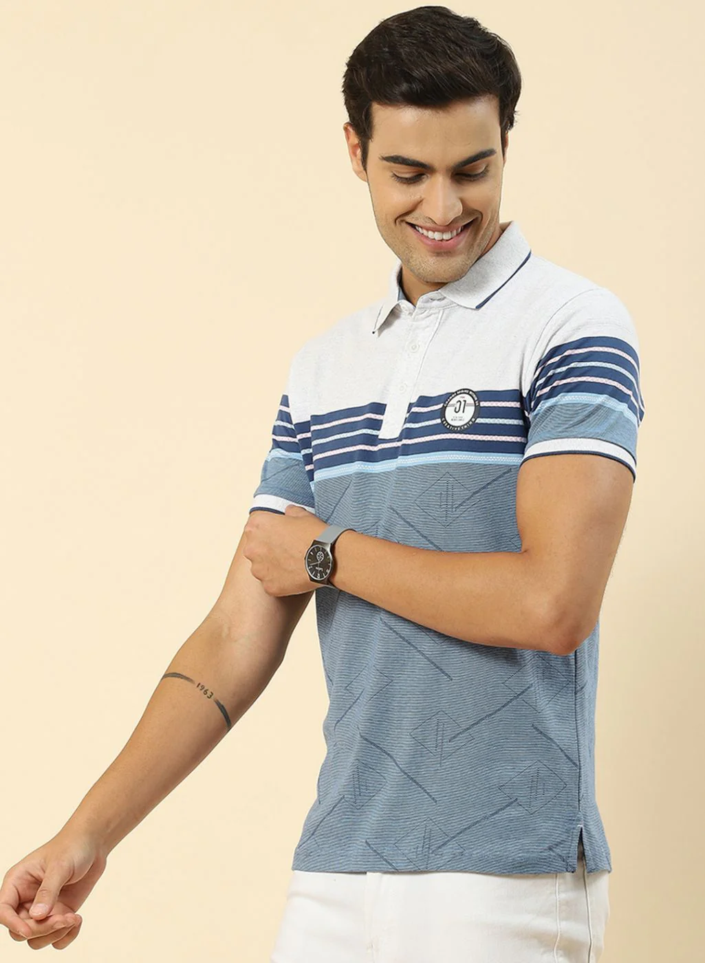 Men Blue Jaquard T-Shirt - Image 3