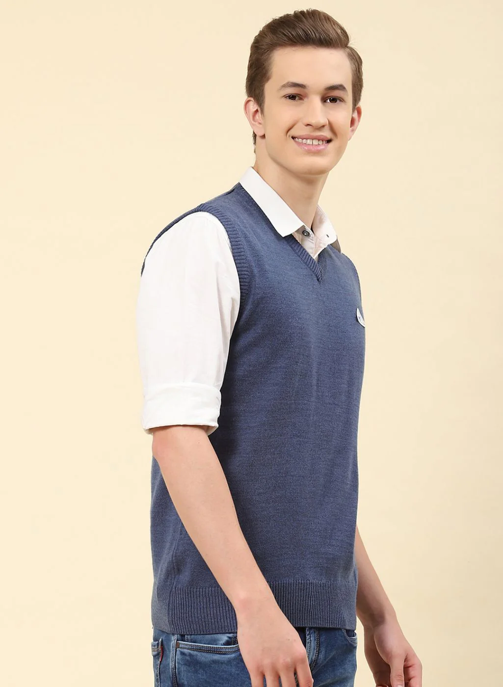 Men Blue Solid Blend wool Sweater - Image 4