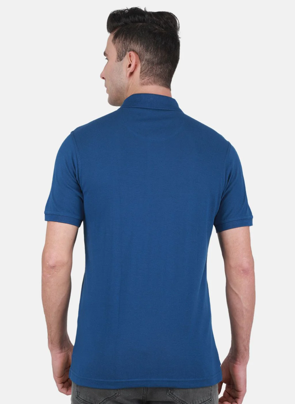 Men Blue Solid T-Shirt - Image 3