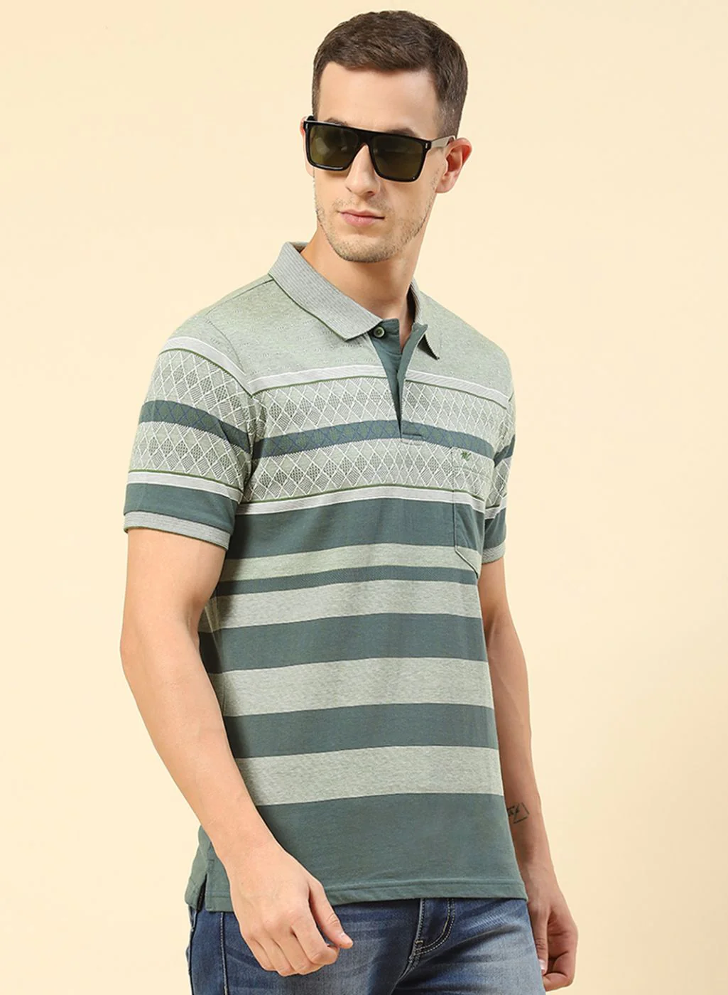 Men Green Jaquard T-Shirt - Image 3