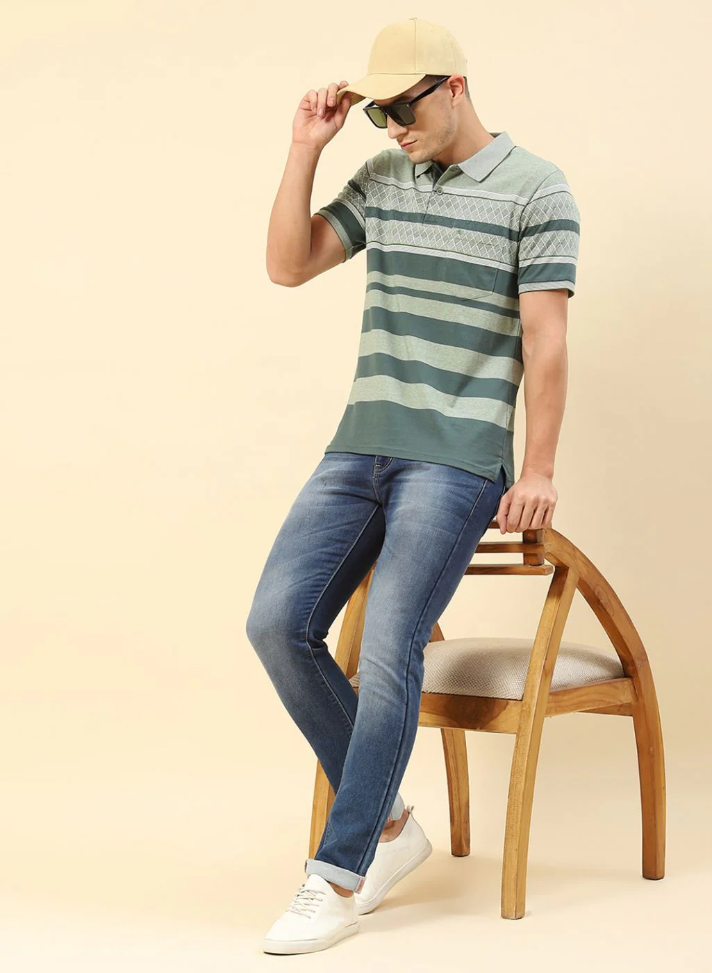 Men Green Jaquard T-Shirt - Image 5
