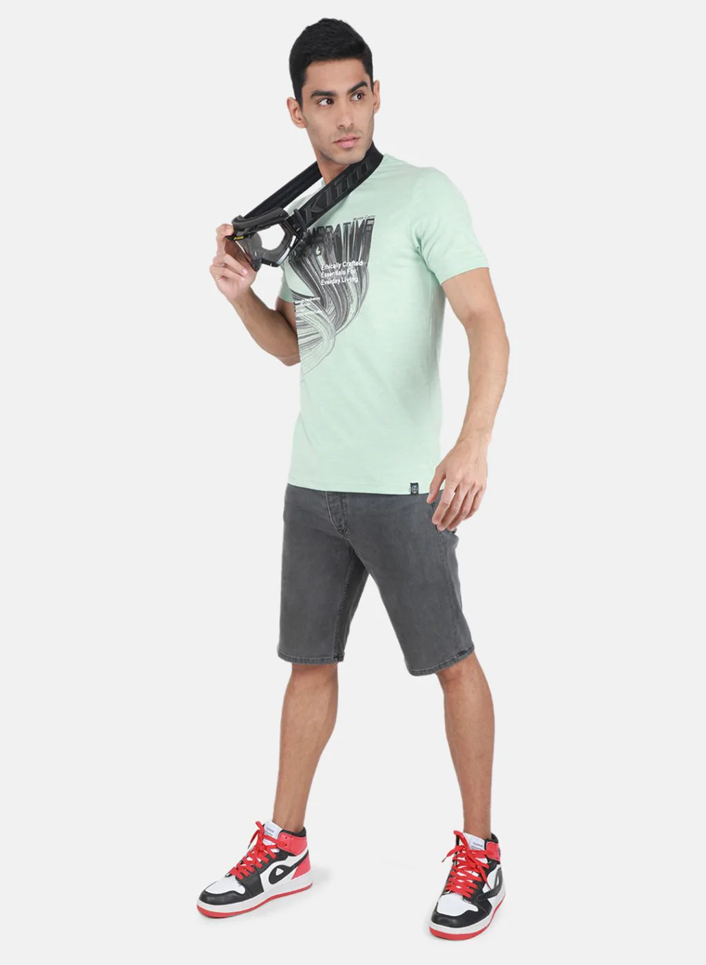 Men Green Printed T-Shirt - Image 2