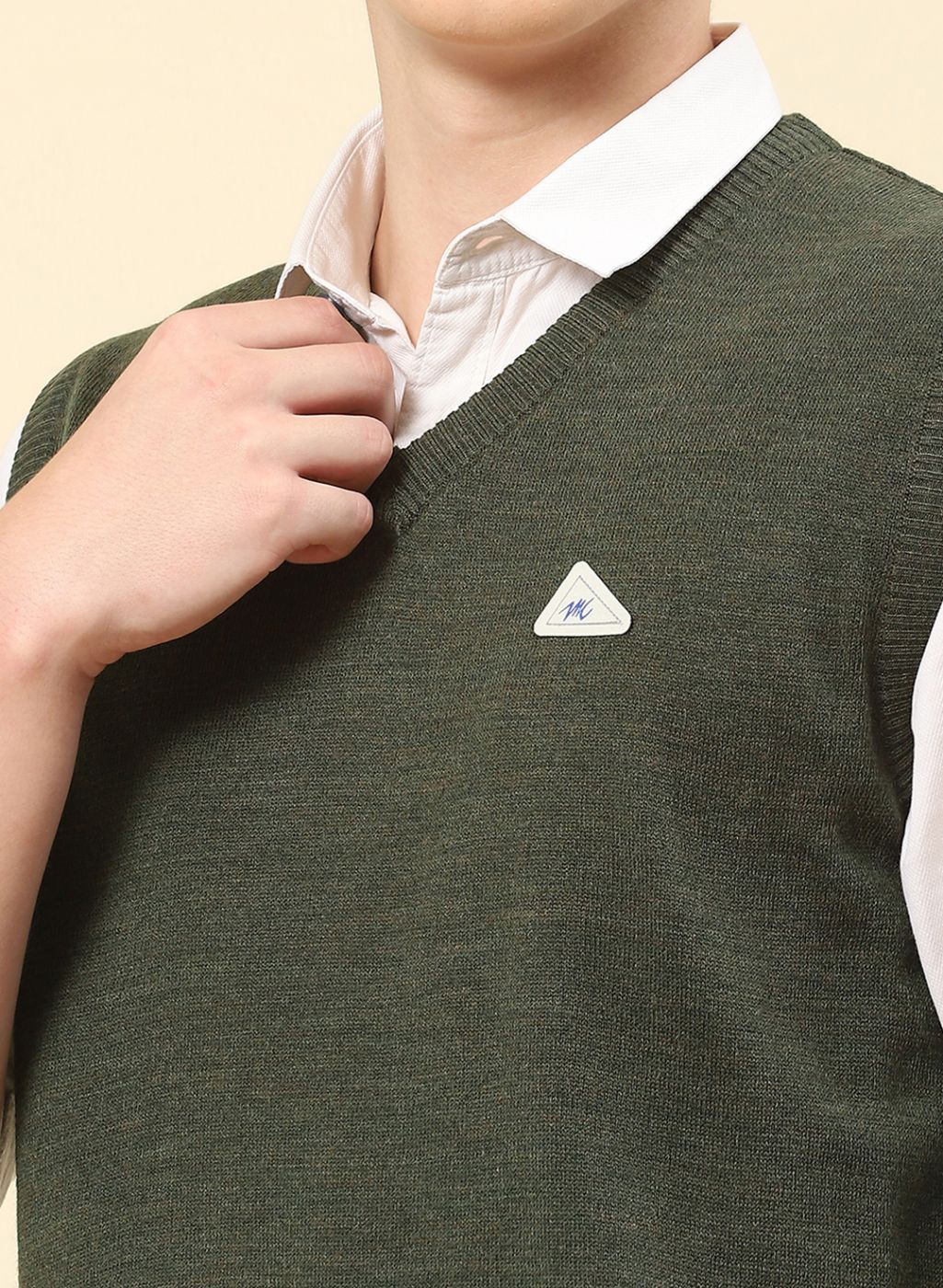 Men Green Solid Blend wool Sweater - Image 6