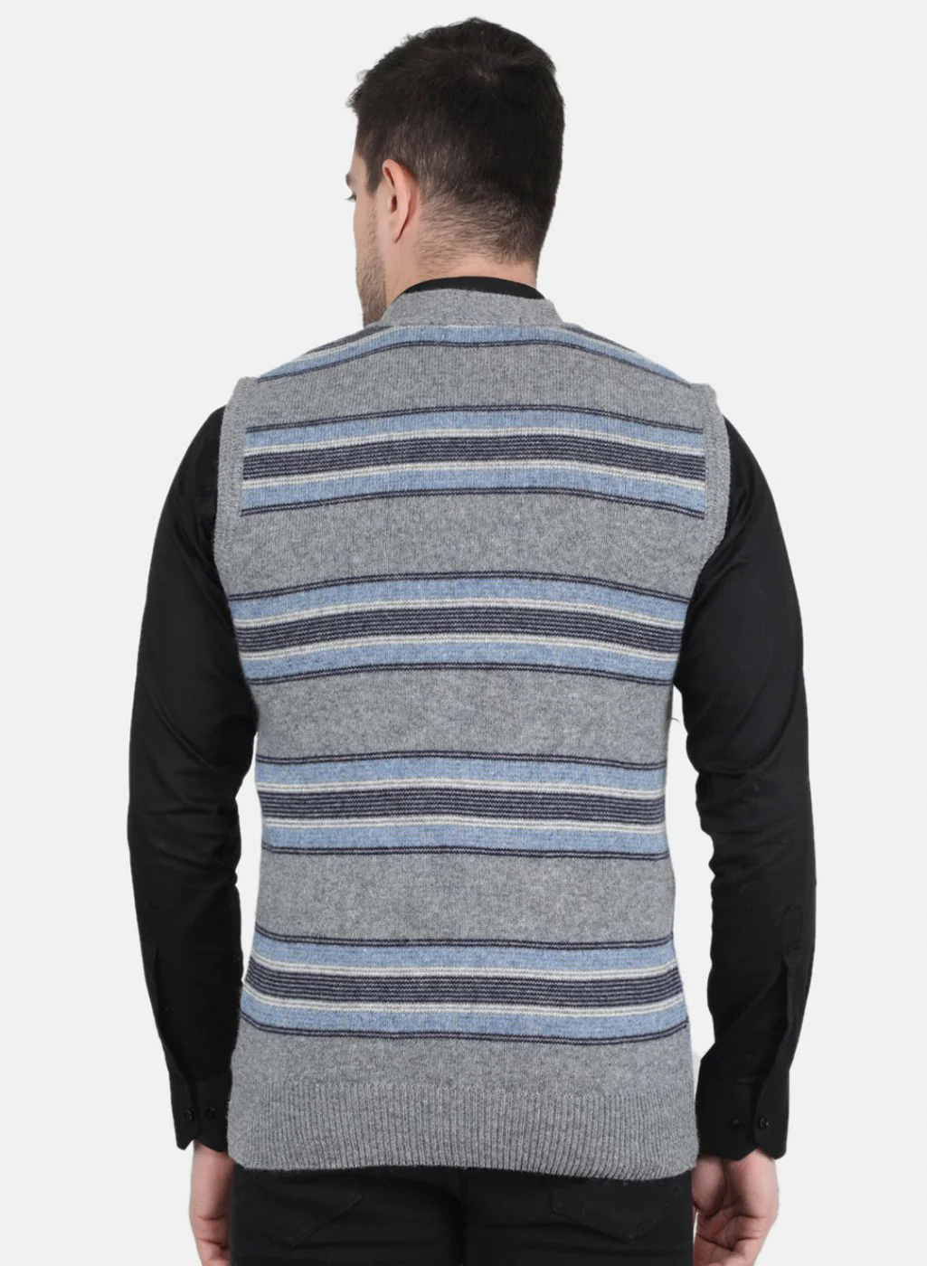 Men Grey Printed Cardigan - Image 3