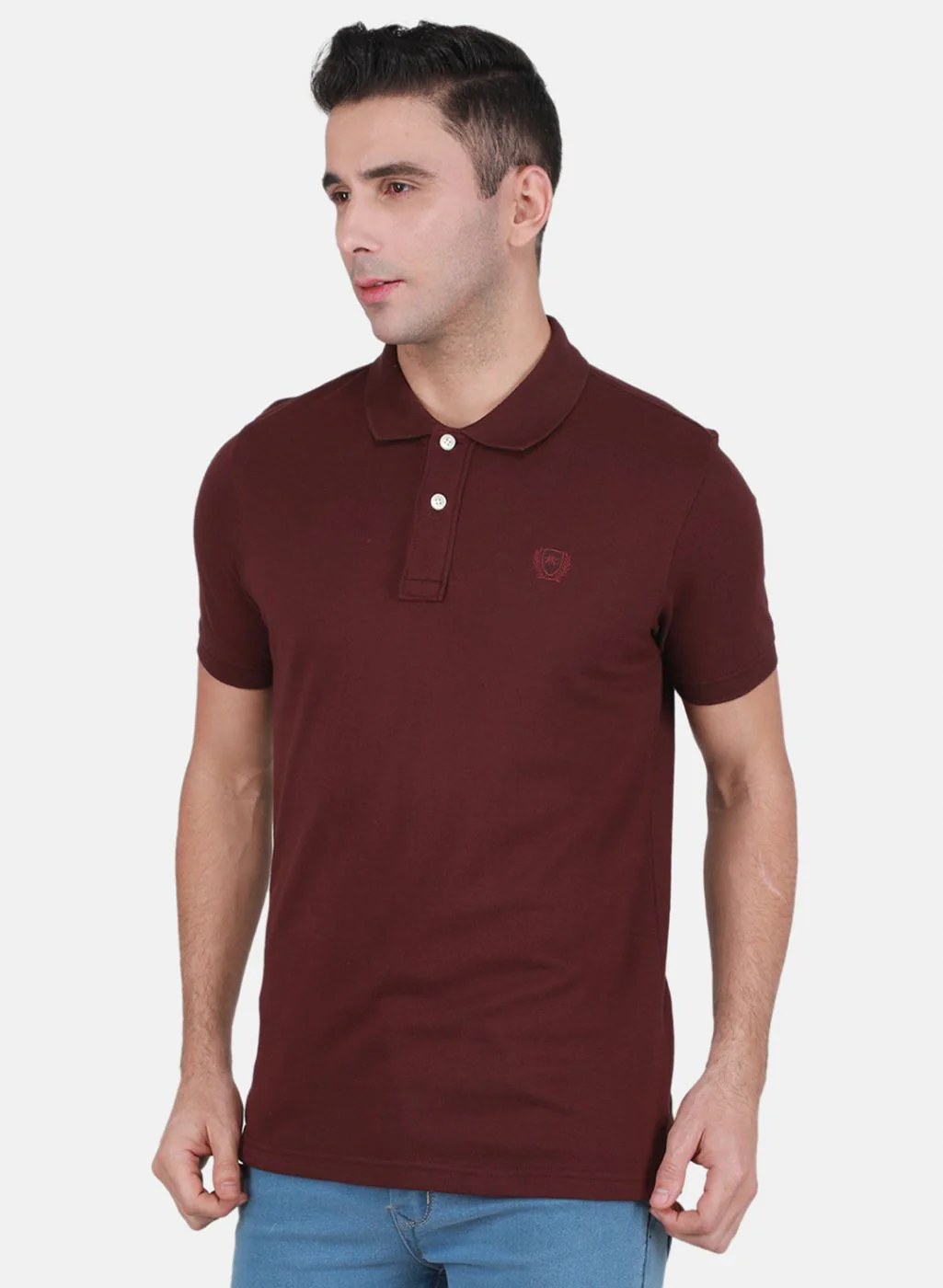 Men Maroon Solid T-Shirt - Image 2
