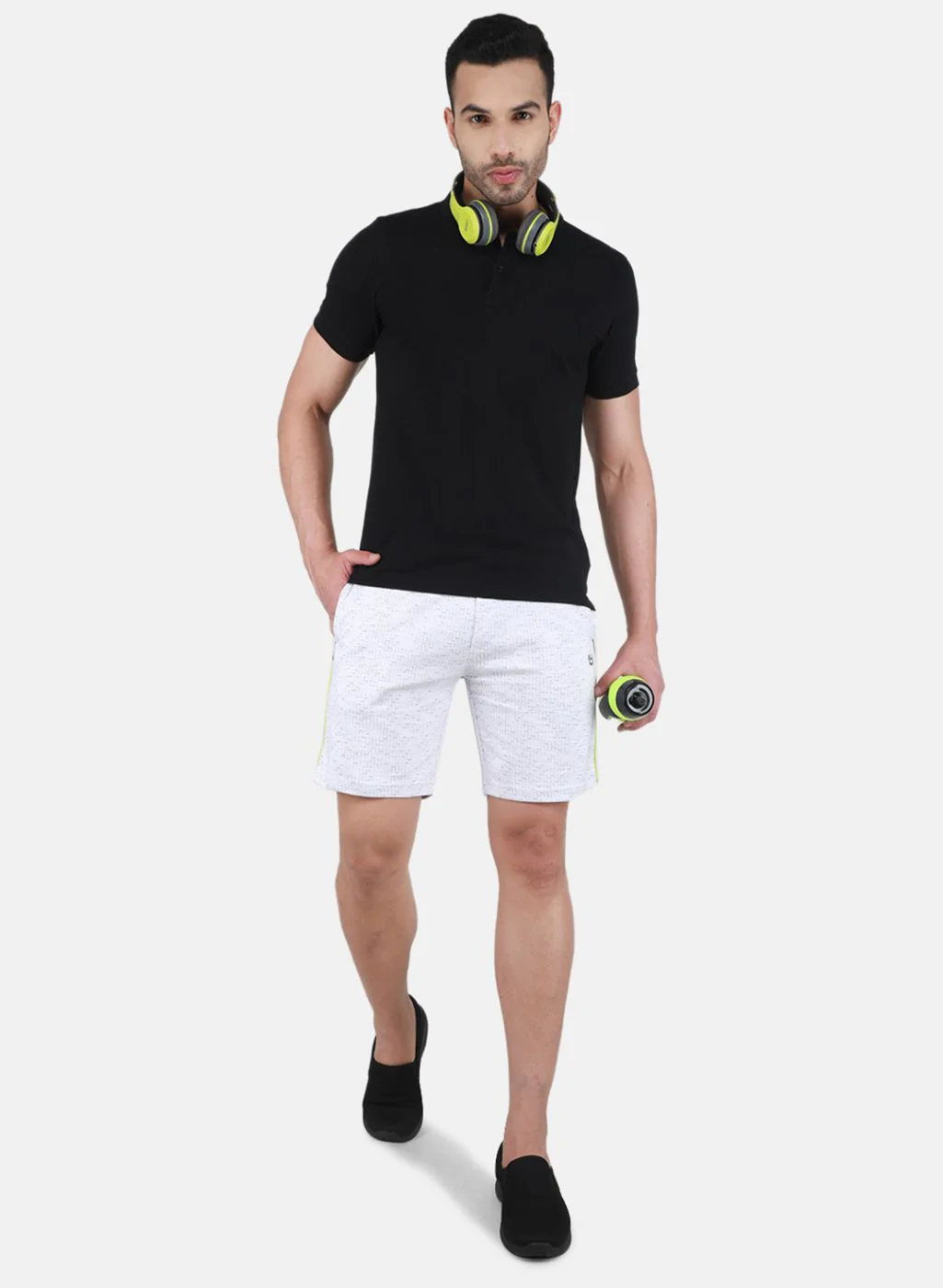 Men Off White Printed Bermuda - Image 4