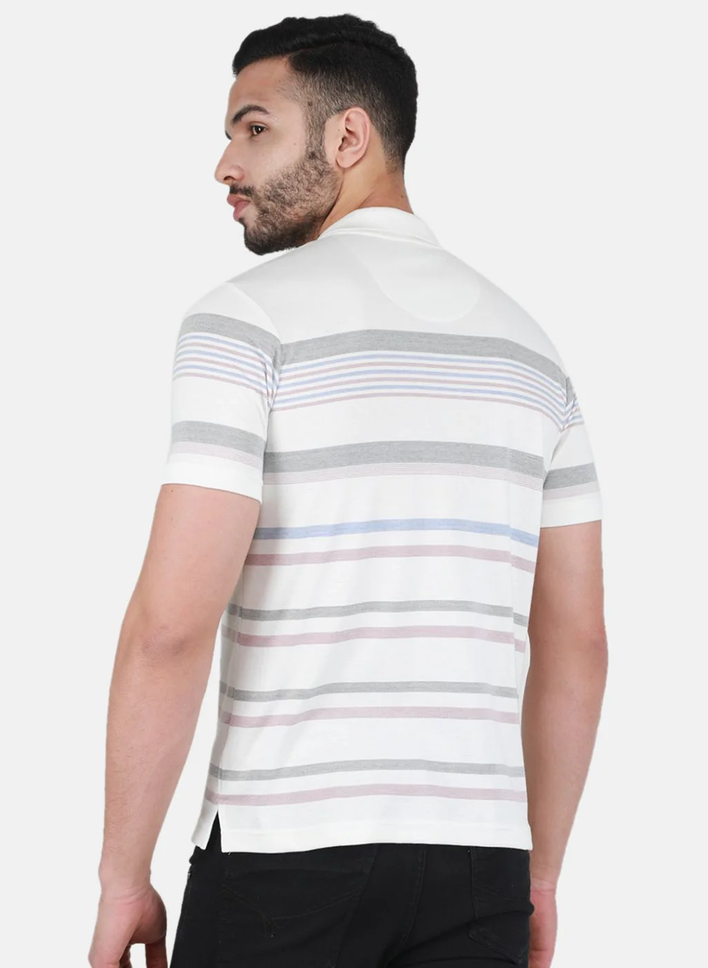 Men Off White & Red Printed T-Shirt - Image 3