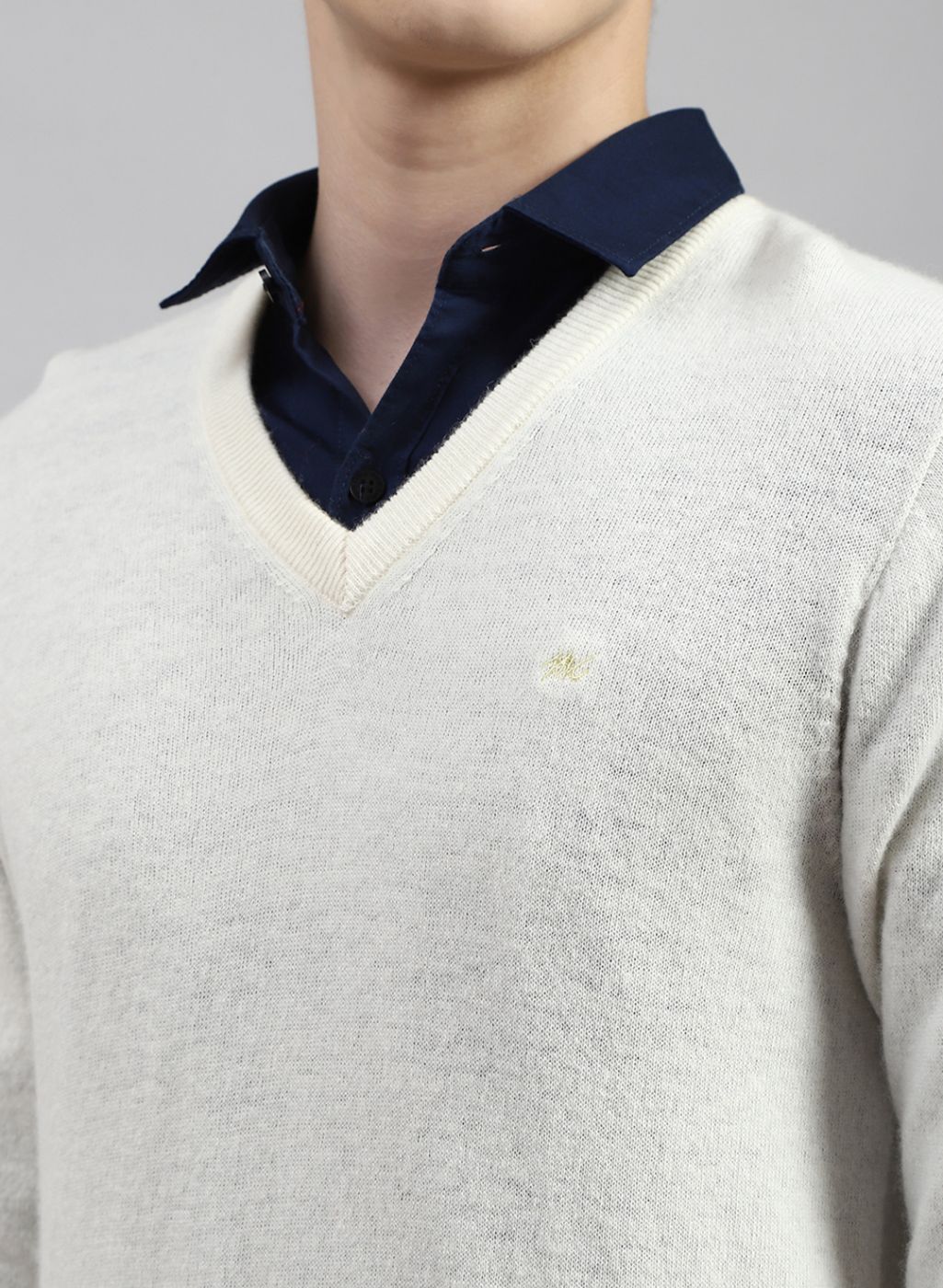 Men Off White Solid Lamb wool Pullover - Image 6