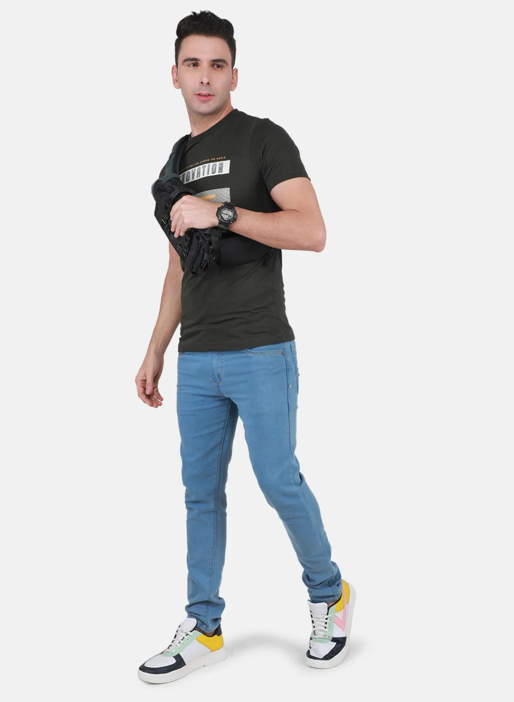 Men Olive & Yellow Solid T-Shirt - Image 5