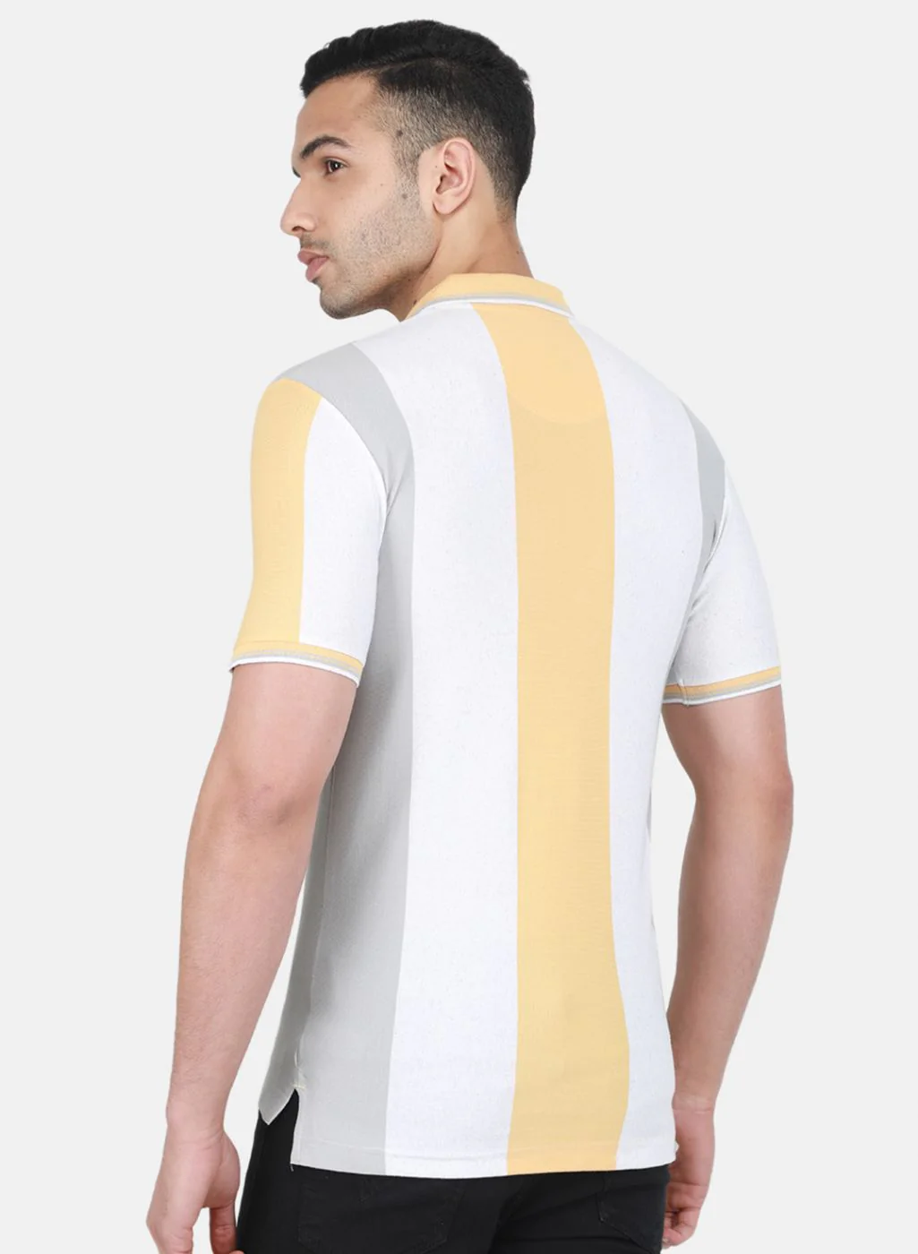 Men Yellow Jaquard T-Shirt - Image 3