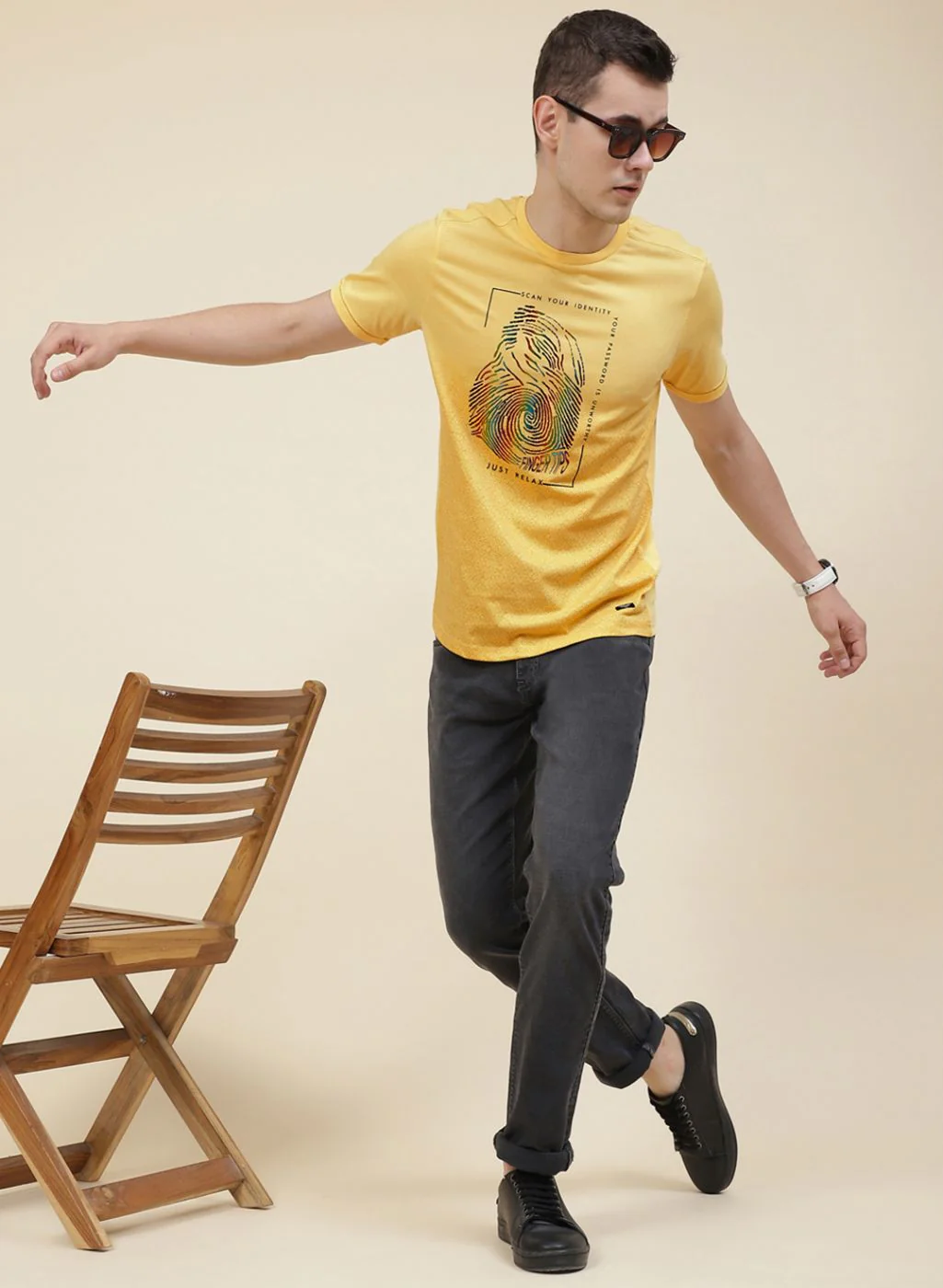 Men Yellow Printed T-Shirt - Image 2