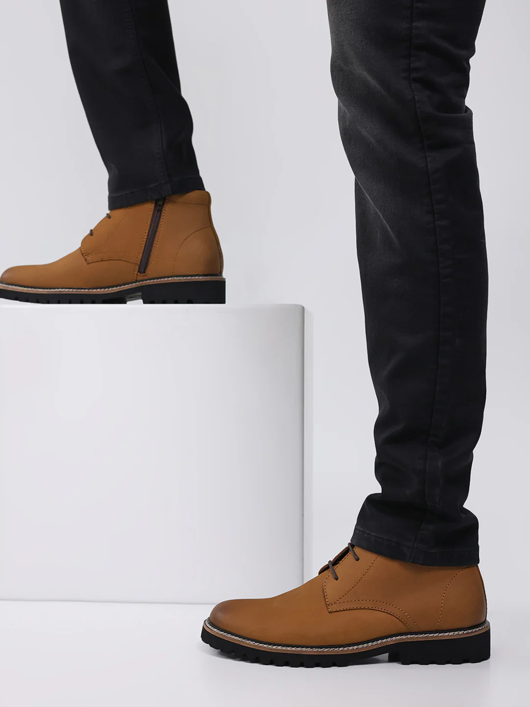 Monte Carlo Tan Casual Chukka Style Ankle Boots for Men - Image 10