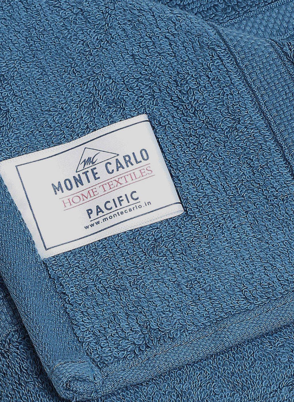 Teal Blue Cotton 525 GSM Bath Towel - Image 4