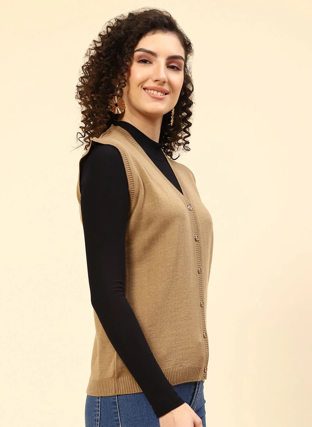 Women Beige Solid Wool blend Cardigan - Image 4