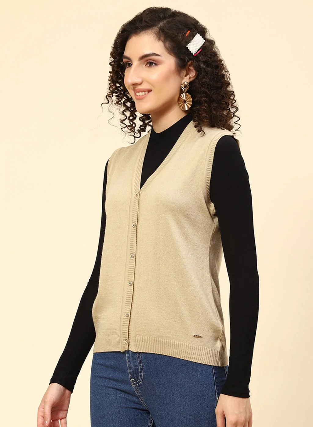 Women Beige Solid Wool blend Cardigan - Image 3