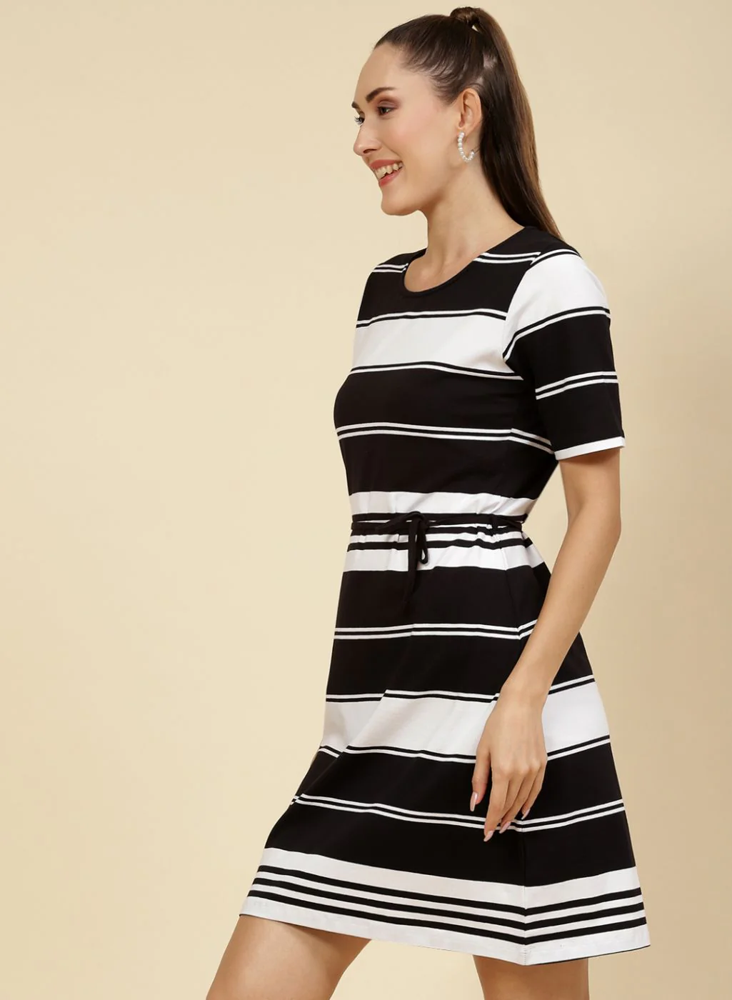 Women Black Printed Dress - Image 3