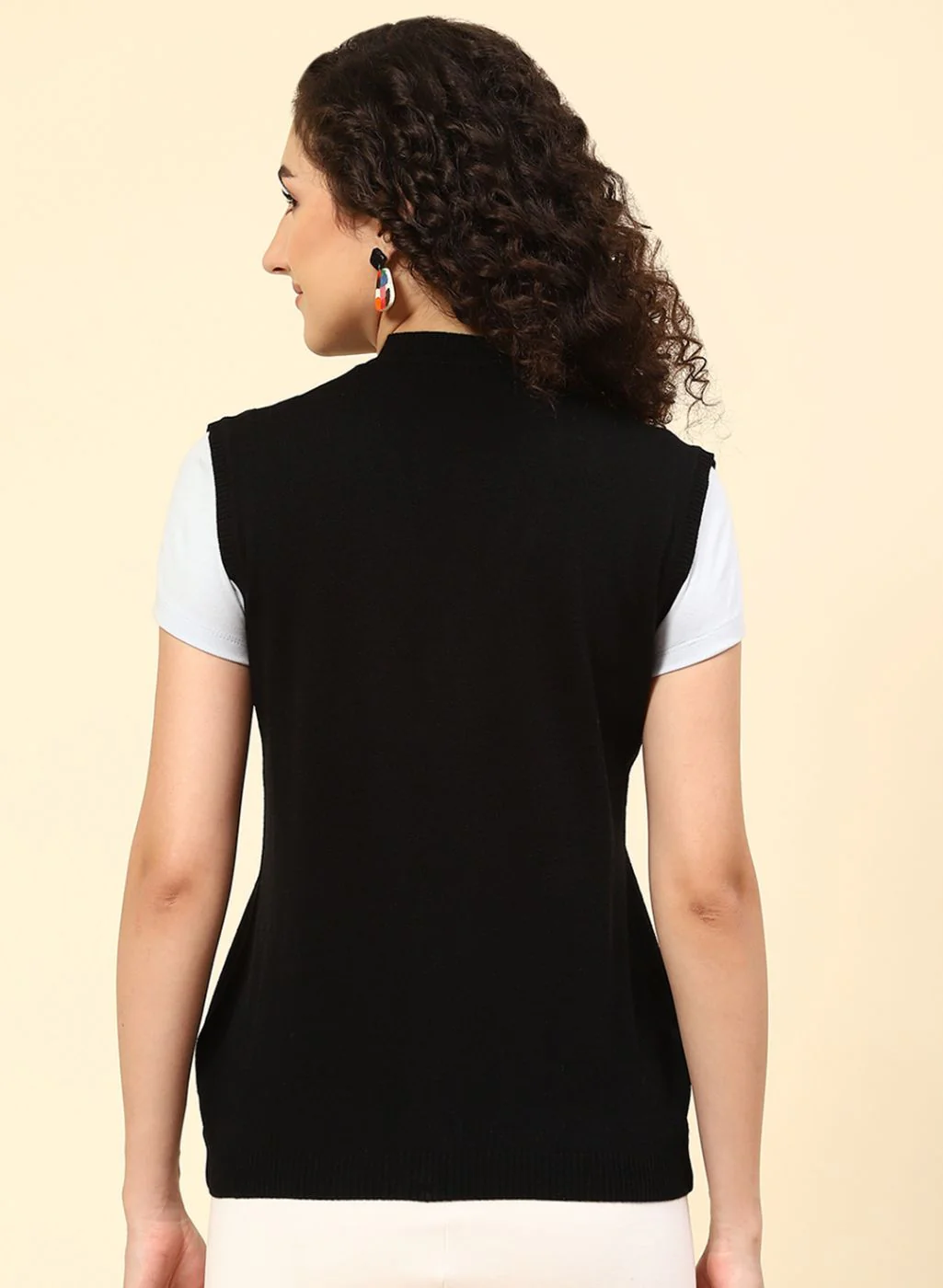 Women Black Solid Wool blend Cardigan - Image 5