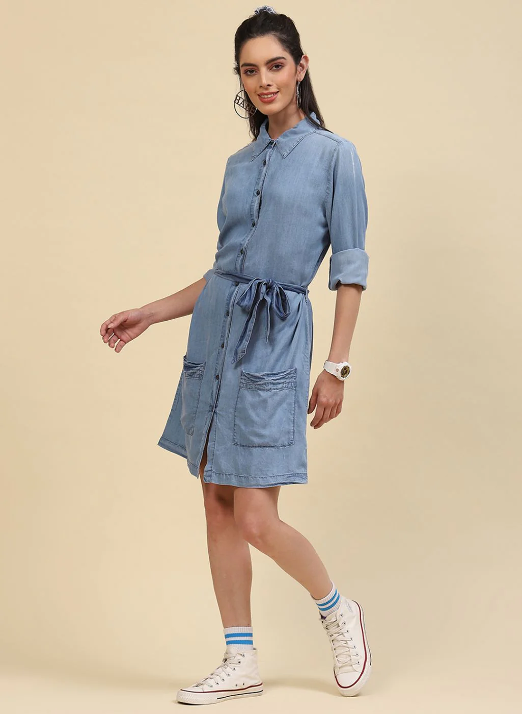 Women Blue Light Wash Tunic - Image 2