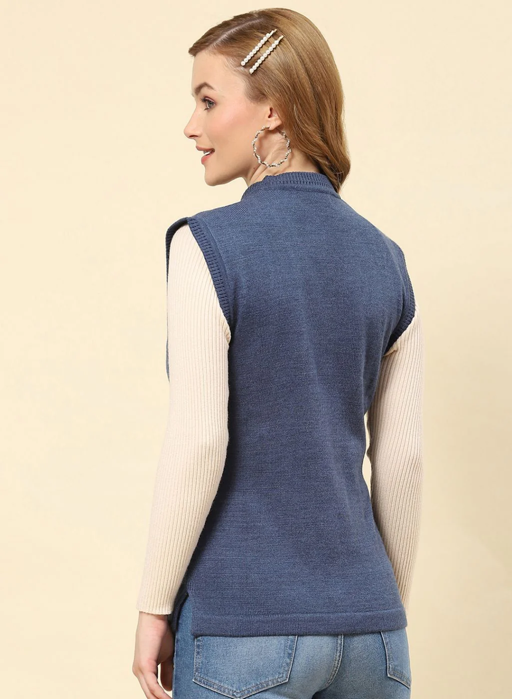 Women Blue Solid Blend wool Cardigan - Image 5