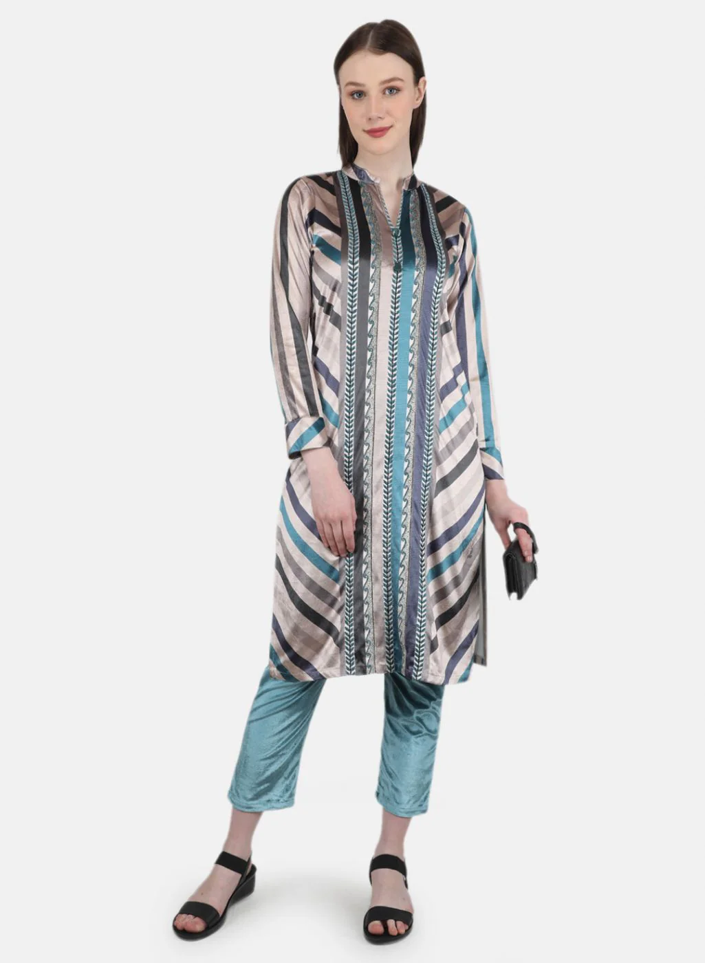 Women Cream Kurti+Lower Set for Winter - Image 4
