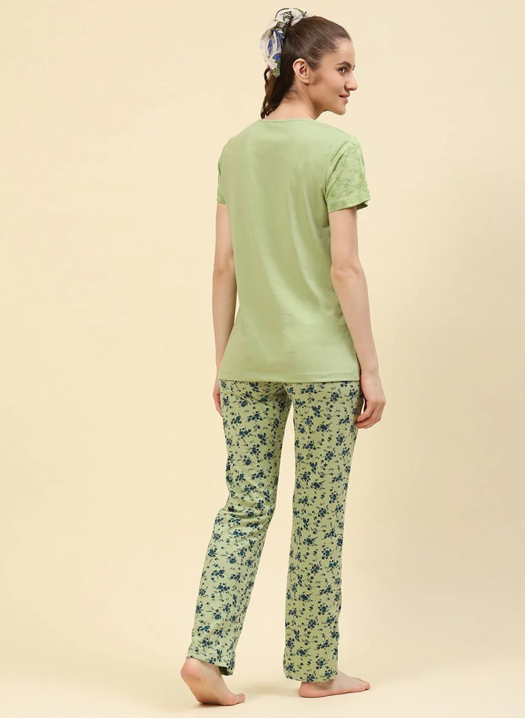 Women Green Printed Lower Set - Image 4