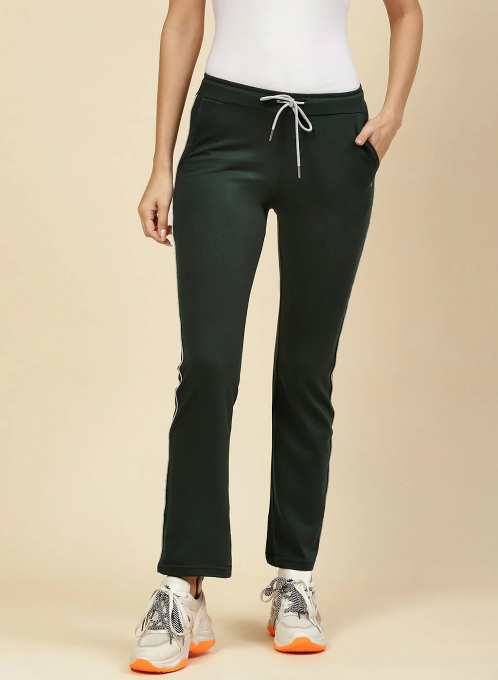 Women Green Regular Fit Lower - Image 2