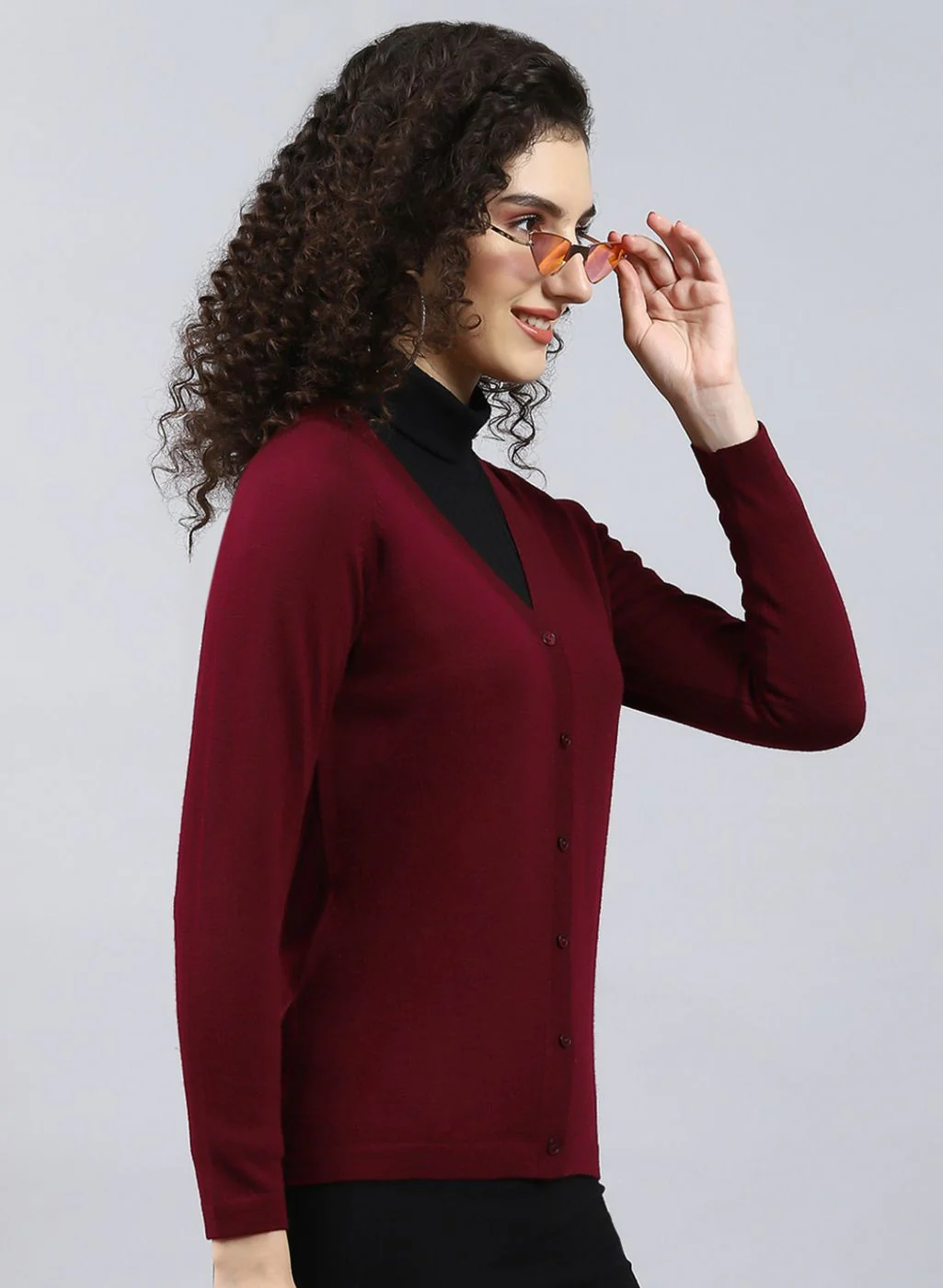 Women Maroon Solid Pure wool Cardigan - Image 4